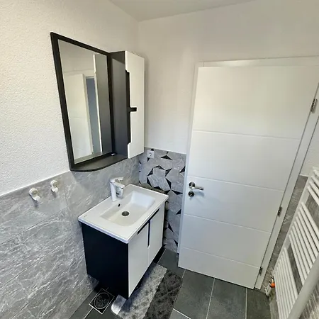 Ejna2 Apartamento