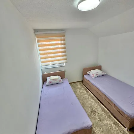 Ejna2 Apartamento